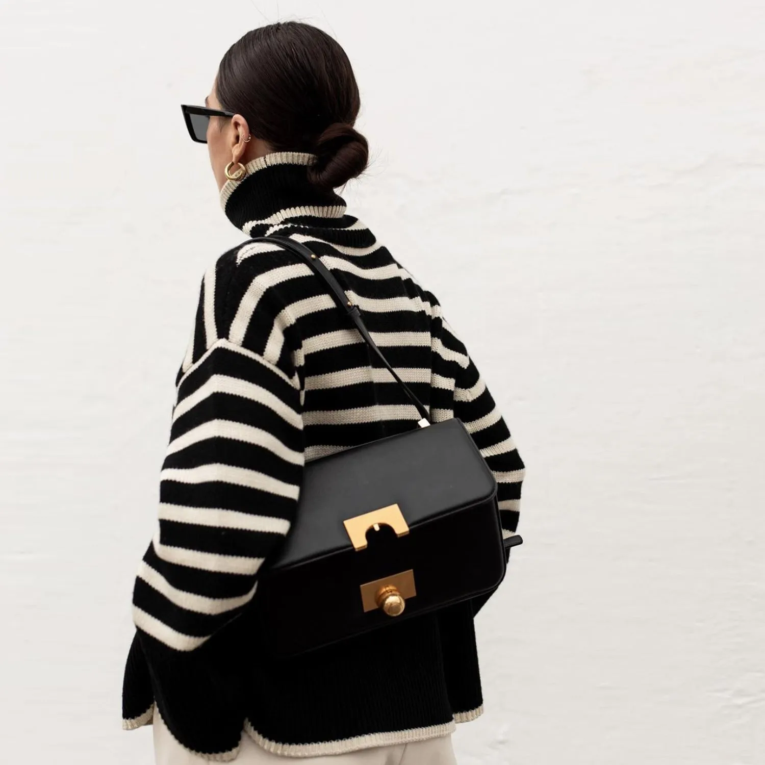 Camisola em Malha Listrado Oversize Gola Alta