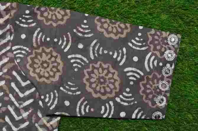 Dabu Customised Blouse with Mirrorwork