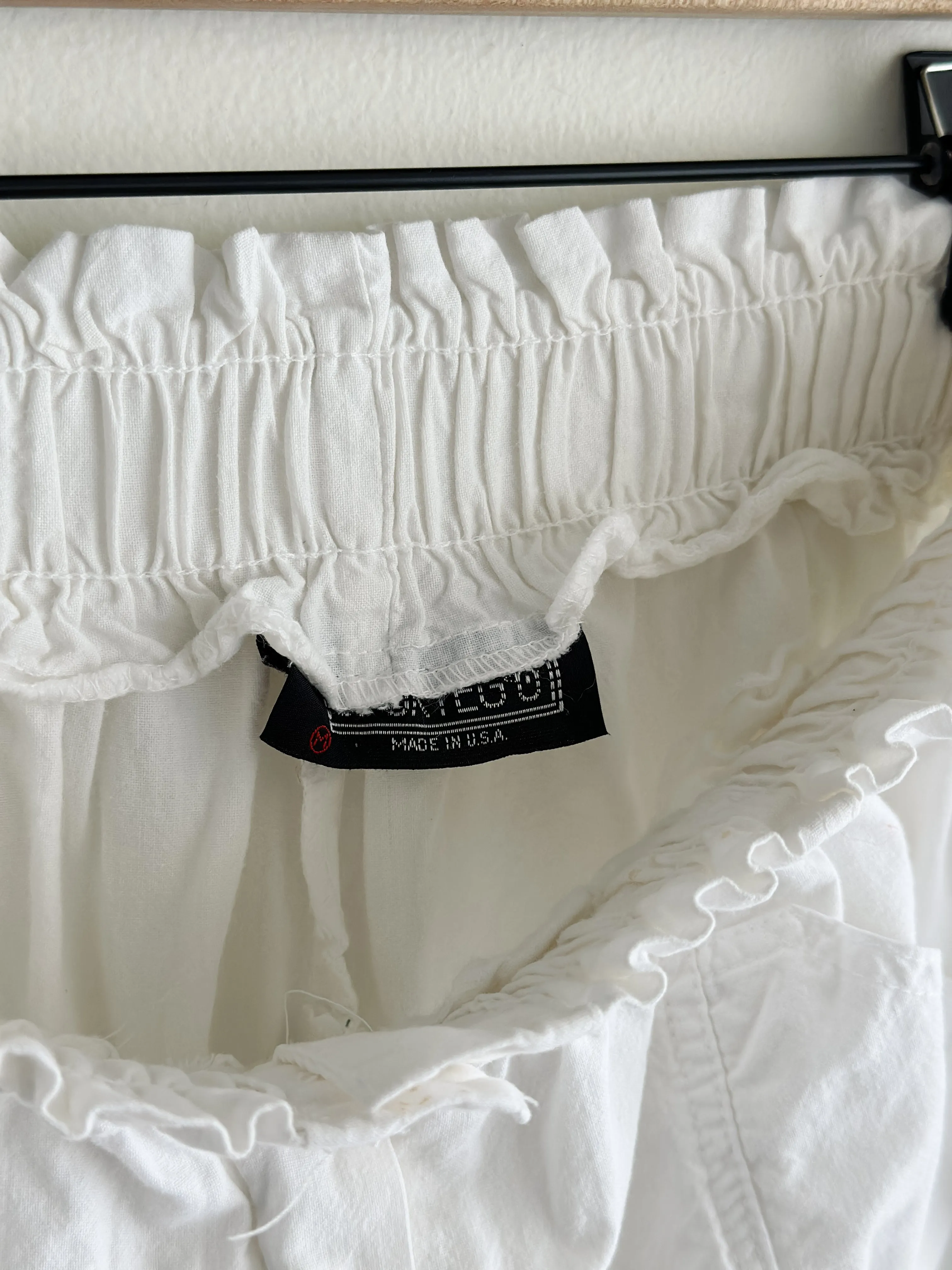vintage white cotton shorts (M)
